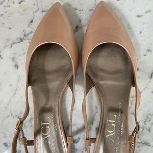 AGL brand new  nude leather patent slingback flat
